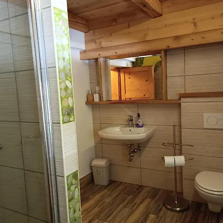Pr Mocnk Hostel Bled