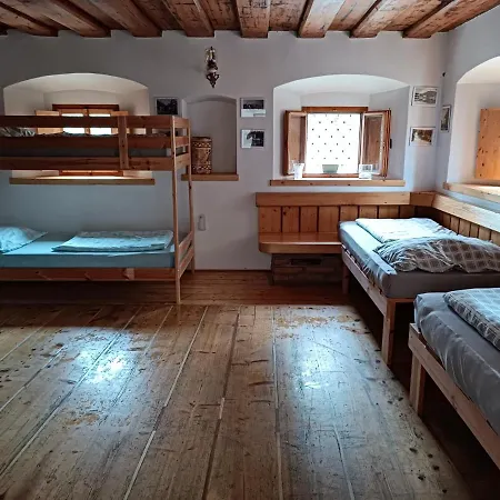 Pr Mocnk Hostel Bled