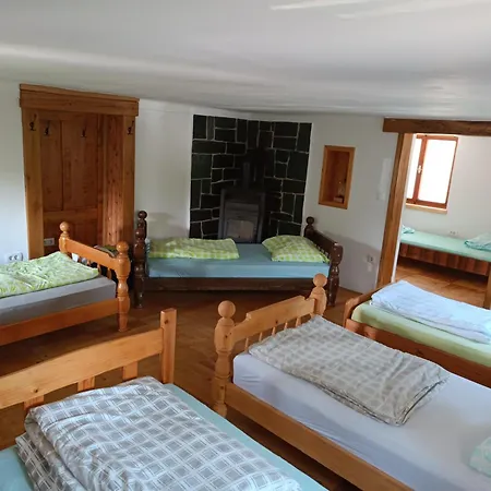 Hostel Pr Mocnk *