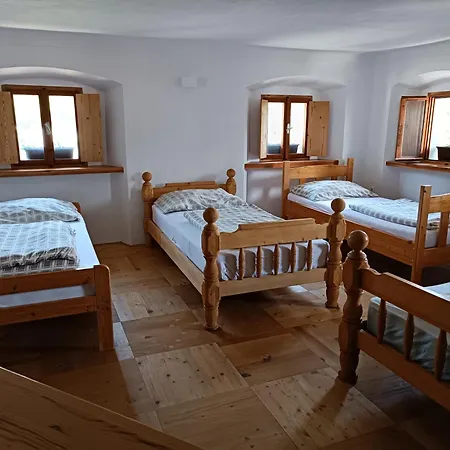 Pr Mocnk Hostel