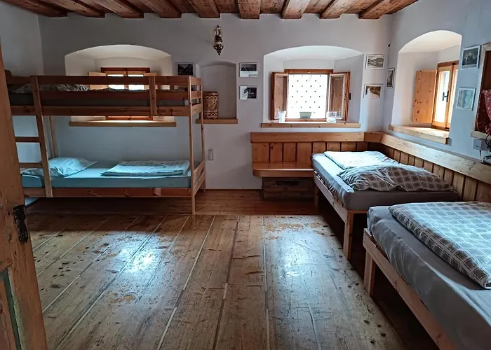 Pr Mocnk Hostel Bled